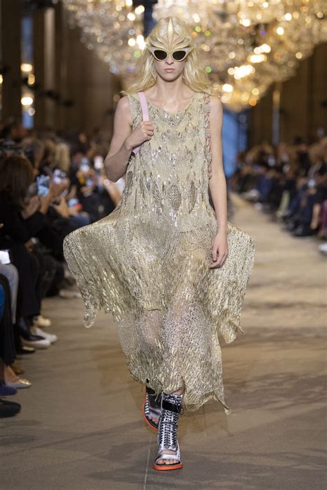 lv golden shoes dress